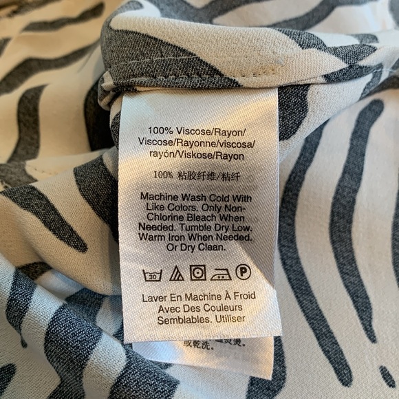 Donna Karan New York Sleeveless Zebra Print Tunic - Picture 7 of 16